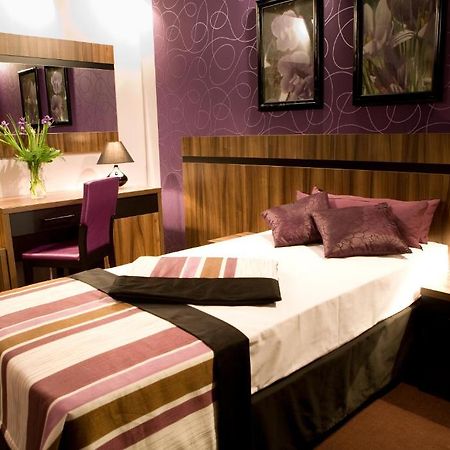 Hotel Kasyno Яроцин Номер фото