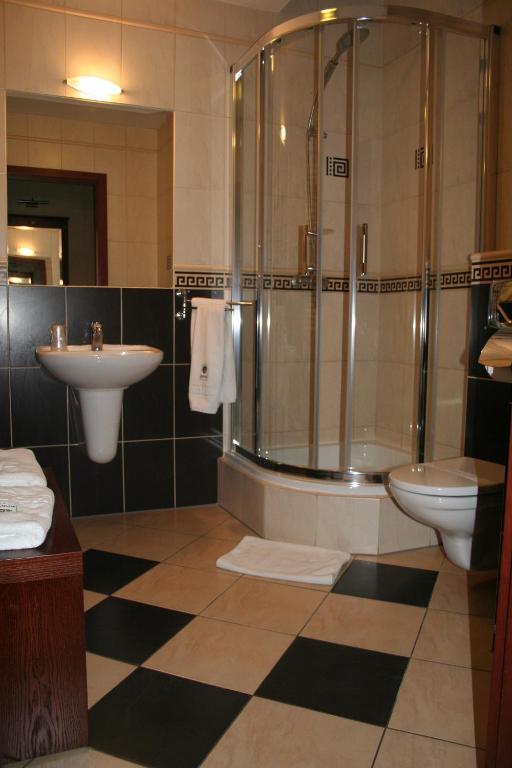 Hotel Kasyno Яроцин Номер фото