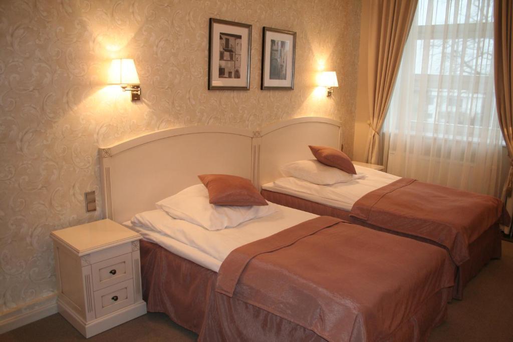 Hotel Kasyno Яроцин Номер фото