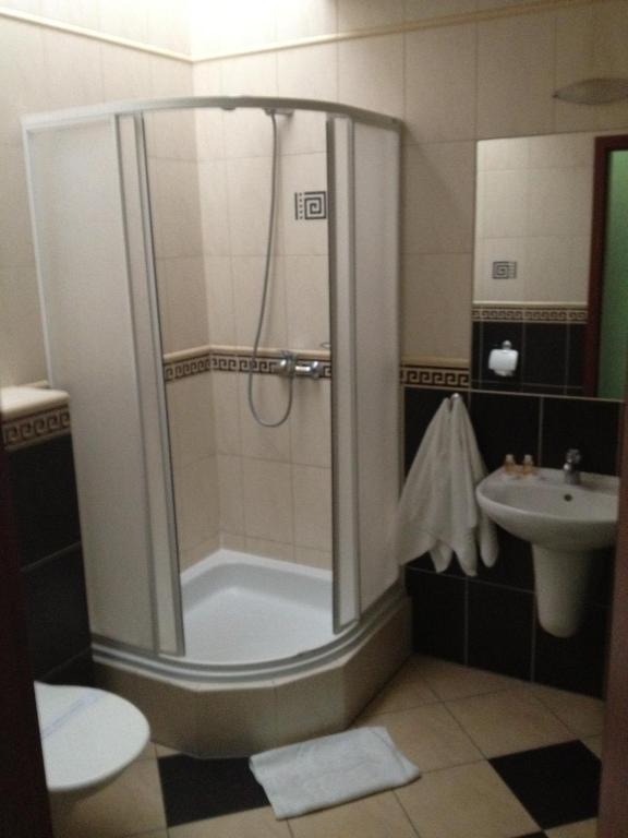 Hotel Kasyno Яроцин Номер фото